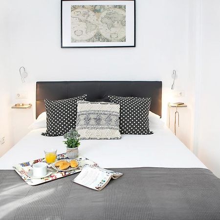 Apartamentos Rg Arenal II 세비야 외부 사진