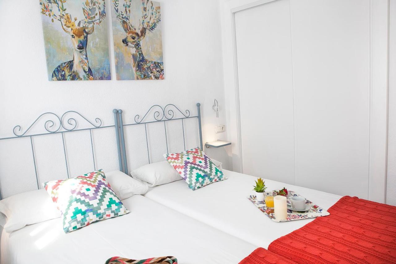 Apartamentos Rg Arenal II 세비야 외부 사진